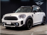 ☆MINI クロスオーバー・カントリーマン専門店☆!クロスオーバー・カントリーマンを買うなら箕面店です!!クロスオーバー・カントリーマンをご検討頂く際は一度箕面店にご相談下さい!