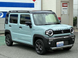前方に壁などがある駐車場などで、アクセルペダルを強く踏み込むと、最長約5秒間、エンジン出力を自動的に抑制。急発進・急加速による衝突回避に貢献します。
