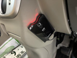ETC車載器です。高速道路を利用する際の支払いがキャッシュレスなのでとても便利なアイテムです!