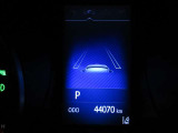 ディスプレイには運転に必要な様々な情報を表示します。