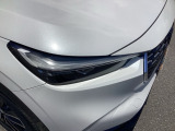 フルLEDヘッドライト、デイタイムランニングランプ付きです