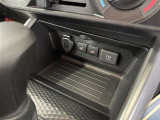 運転席・助手席シートヒーター付き♪お尻や腰回りを温めてくれますよ(^^♪