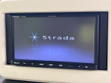 【ナビゲーション】目的地までしっかり案内してくれる使いやすいナビ。Bluetooth接続すればお持ちのスマホやMP3プレイヤーの音楽を再生可能!毎日の運転がさらに楽しくなります!!