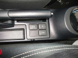 「冬場に重宝するシートヒーターを装備!エアコンより早く温まります。」