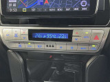 ●デュアルオートエアコン●!運転席と助手席で、それぞれお好みに合わせて温度設定が行えます♪
