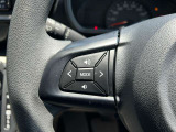 【ステアリングスイッチ】運転中、前方から目線をそらすことなく、オーディオ等の操作が可能な便利機能!安心&快適なドライブを演出してくれます。