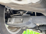 お車を安心してお乗りいただく為には、足回りの定期点検が欠かせません。サービスサポート(有償保証)では無料点検もご提供しており、安心のカーライフをお過ごしいただけるサポート体制が整っています。