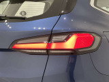 BMW伝統のL字型テールライト