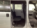乗車人数や荷物の量、車内での過ごし方に合わせて、シートのレイアウトを変更できます。