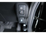 トヨタ認定中古車には1年間走行距離無制限の『ロングラン保証』がついています。年式は問わず、全国約5,000ヶ所のトヨタのお店で保証修理を受けることができます。
