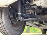 お車を安心してお乗りいただく為には、足回りの定期点検が欠かせません。サービスサポート(有償保証)では無料点検もご提供しており、安心のカーライフをお過ごしいただけるサポート体制が整っています。