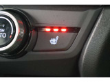 シートヒーター装備付き車!!座席に埋め込まれた電熱線によりシートを暖めることが出来る装備で、温められたシートは、寒い冬には最適です!!