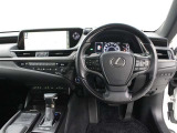 運転席廻りです。