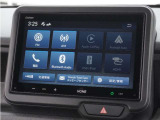 【バックカメラ】駐車が苦手な方でも安心してお乗りいただけます。リバース連動で画面が切り替わるのでとっても便利です。