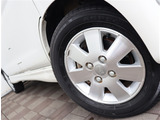 【車屋】として、長く車業界に従事した経験豊富なスタッフが在籍しております。