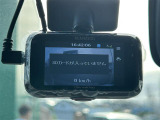 【ドライブレコーダー】映像・音声などの運転中の記録を残します。事故などを起こした起こされた時の証拠になりえますので、もしも時でも安心ですね。
