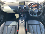RS3スポーツバック 2.5 4WD 本革シート サンルーフ
