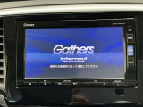 純正メモリーインターナビ付きです!CD・DVD再生、ミュージックサーバー、フルセグTV視聴、Bluetooth・ミュージックプレーヤー接続可能です!