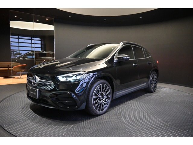 GLAクラス GLA200 d 4マチック アーバン スターズ 4WD