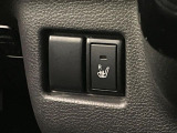 【シートヒーター】寒い日に重宝するシートヒーター!エアコンより早く温まってくれるので寒がりの人も安心ですね♪エアコンの温風は乾燥するから苦手、という方にもをおすすめです。