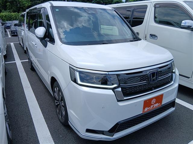 ステップワゴン 2.0 e:HEV スパーダ プレミアムライン ワンオーナー 禁煙車 純正11.4...