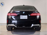 【認定中古車保証】BMW認定中古車は保証も充実しております。2年間もしくは、1年間の保証に加え、最大4年間までの保証延長も可能でございます(対象車種限定)!充実の保証で、安心してお車をご利用いただけます!