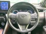 【純正革巻きステアリング】上質な革を使用することで、手にしっかり馴染みとても運転しやすいハンドルです♪
