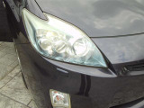 LEDヘッドライトです。デザイン性がよくとても明るいので、夜間の走行や悪天候でも安心です。しかも長寿命!