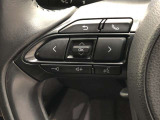 【ステアリングスイッチ】左です。ハンドルから手を離さず、運転に集中したまま手元でオーディオ操作等ができます。