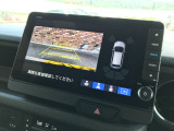 リアカメラがついているので、駐車や後進の際にとても便利です♪