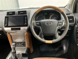 見通しのよいすっきりとした視界で、誰でも運転しやすいです。運転のしやすさは疲れにくさにも繋がりますよ♪
