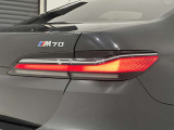 BMW伝統のL字型テールライト