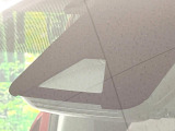 【プリクラッシュセーフティ】前方の車両等を検知し、衝突しそうな時は警報で注意を促し、ブレーキを踏む力をサポート。ブレーキを踏めなかった場合は衝突被害軽減ブレーキが作動、衝突回避をサポートします。