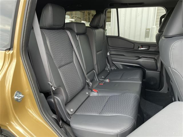 トヨタ ランドクルーザー250 2.7 VX 4WD 4WD 本革シート の中古車詳細
