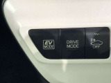 「EVモード」「ECOモード」「PWRモード」等の切り替えができます。エアコンの利きやアクセルの反応に違いがあります。燃費重視や走行重視で切り替える方が多いです。