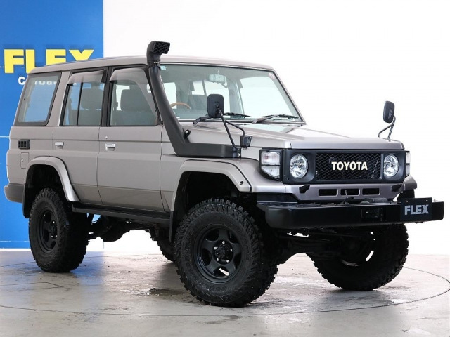 トヨタ ランドクルーザー70 4.2 ZX ディーゼル 4WD の中古車詳細