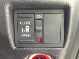 【パワースライドドア】スマートキーや運転席のスイッチでスライドドアの開閉が可能♪電動だから力を入れてドアを開ける必要が無く、小さいお子様でも、重い荷物を持っている時もラクに開け閉めできます♪