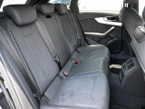 高度な訓練、教育を受けたAudi専門のテクニシャンが、100項目にもおよぶ精密な点検を実施。すべてをクリアしたAudi車だけが、あなたのお手元に届けられます。