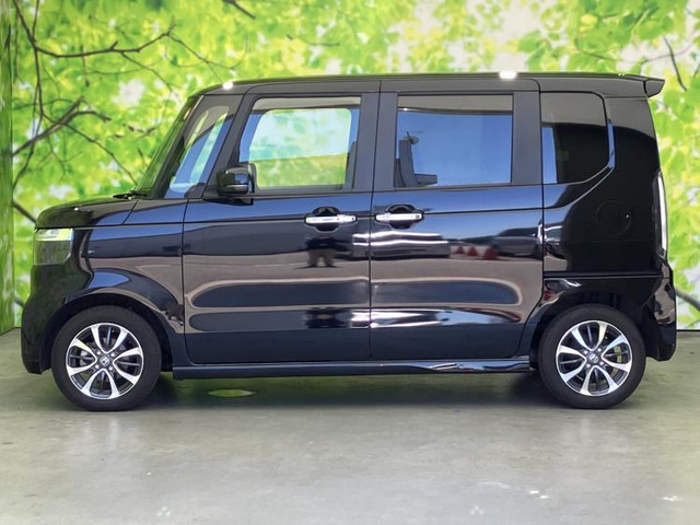 ホンダ N-BOXカスタム の中古車詳細 (14,000km, クリスタルブラック