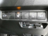 寒い時期ステアリングヒータースイッチ ONでハンドルを温めて手のひらから暖かくしてくれるので快適にドライブできます。