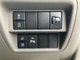 【コーナーセンサー】駐車時など障害物をセンサーが察知しアラームで教えてくれます!あると便利な装備です☆