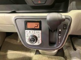 納車前にはプロのメカニックが、各部の点検を行います。ディーラーにしか出来ない品質、そしてサービスできっと満足していただけると思います!