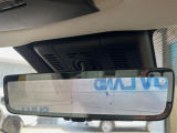 【デジタルインナーミラー】後席の大きな荷物や同乗者で後方が確認しづらい時でも安心!カメラが撮影した車両後方の映像をルームミラー内に表示。クリアな視界で状況の確認が可能です!