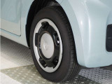 認定中古車では、厳しいHonda認定基準をクリアした厳選されたHonda認定中古車のみ、取り扱っております。「ご購入前の安心」「納車後の信頼」を車両と一緒に提供しております。