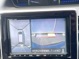 【マルチテレインモニター】車のフロントやサイドのカメラ画像を同時にモニター表示することで、悪路や狭い道を走行時でも周囲の状況確認ができ安心!本格SUVにうれしい装備です♪