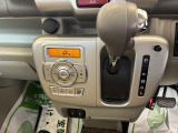 快適装備のオートエアコン♪ 温度設定をすれば、自動で車内の温度管理をしてくれる優れ物です☆彡