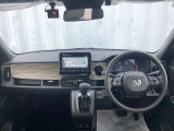 この度は、当店のお車をご覧いただきまして誠にありがとうございます。当店では全国販売・納車も行っております。県によって陸送費用は異なりますのでお気軽にお問い合わせください。