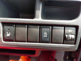 4WD!SDナビ!フルセグ!BT対応!キーレス!エンジンスターター!オートAC!シート・ミラーヒーター!助手席下に収納BOX!ライトレベライザー!アイドリングS!14AW!