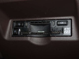 高速道路で便利なETCを装備しています。