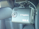 ◆【ドライブレコーダー】映像・音声などを記録する自動車用の装置です。もしもの事故の際の記録はもちろん、旅行の際の思い出としてドライブの映像を楽しむことができます。
